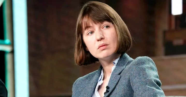 Livros de Sally Rooney retirados do Reino Unido
