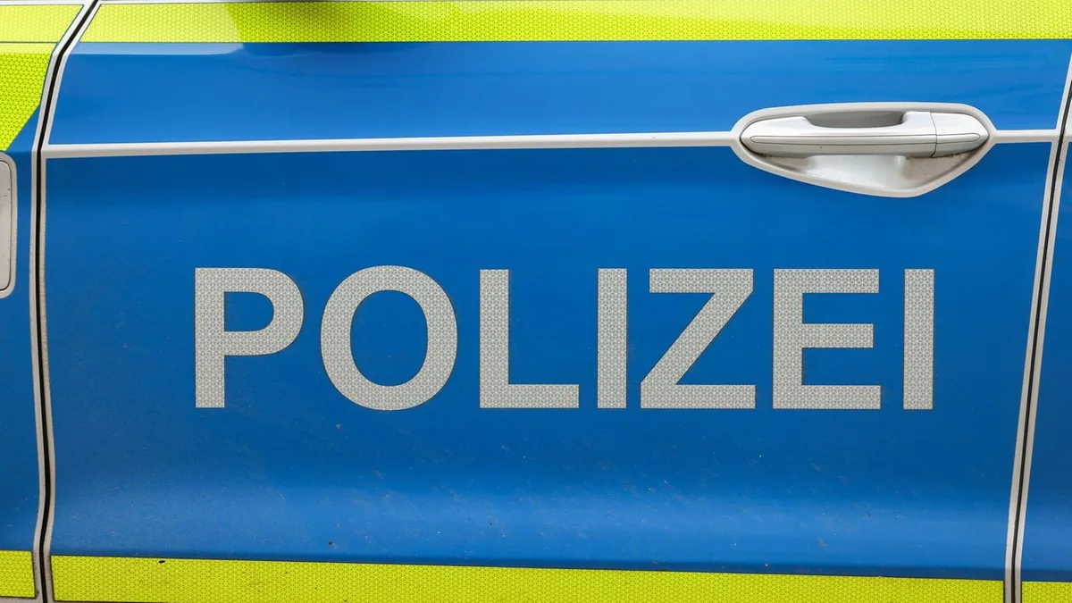 Angriff auf Menschen: Mann nach tätlichen Angriffen in Untersuchungshaft