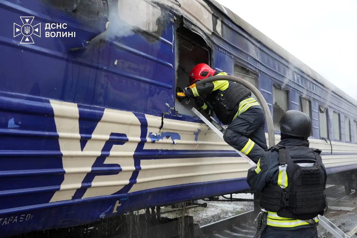Rusia ataca un tren a escasos kilómetros de la frontera con Polonia