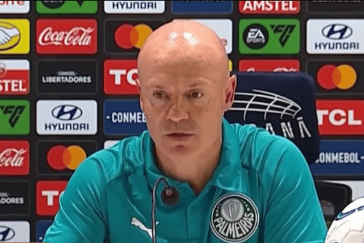 Castanheira destaca defesa do Palmeiras, mas lamenta gol sofrido no fim