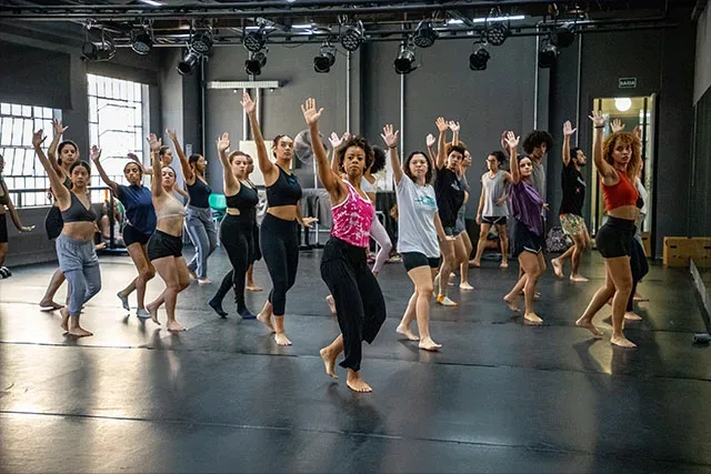 São Paulo Escola de Dança abre espaço para a formação de profissionais e entusiastas das artes do corpo