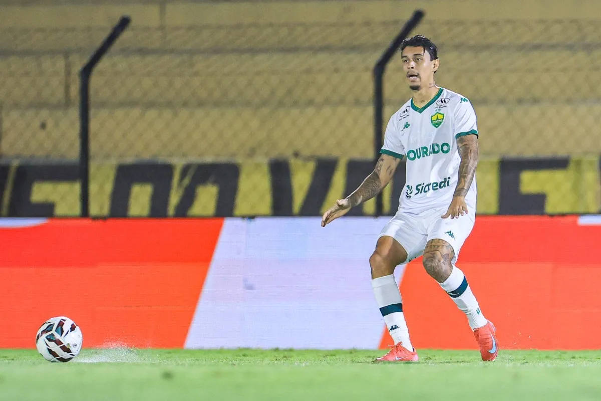 Atuações do Cuiabá: Vitor Mendes abre placar, mas comete pênalti; dê suas notas