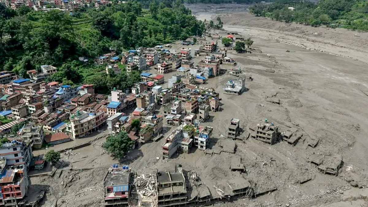 Behörden: Nach Überschwemmungen in Nepal 384 Touristen vermisst