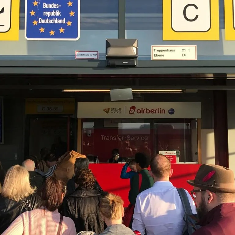 Grenzkontrollen - Deutsche Flugbranche warnt vor Chaos bei Schengen-Einreise