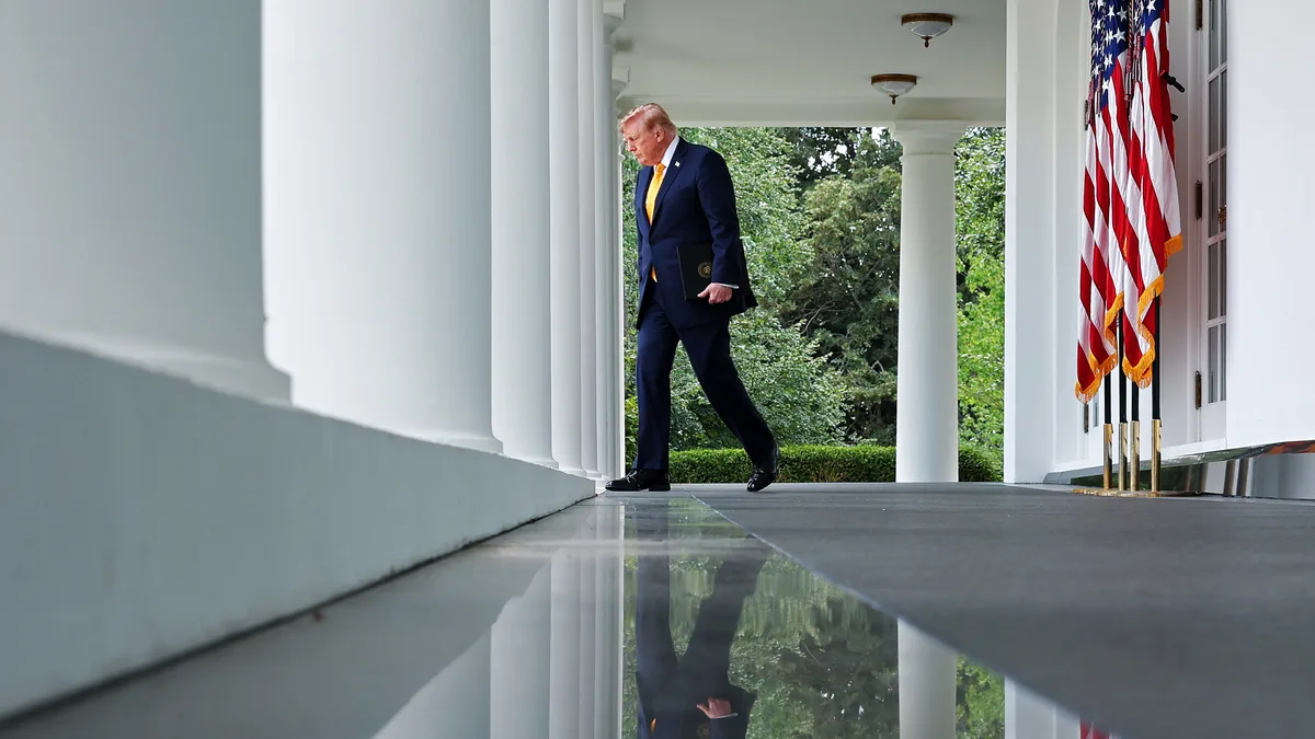 The Don’t-Mention-the-War Midterms Strategy