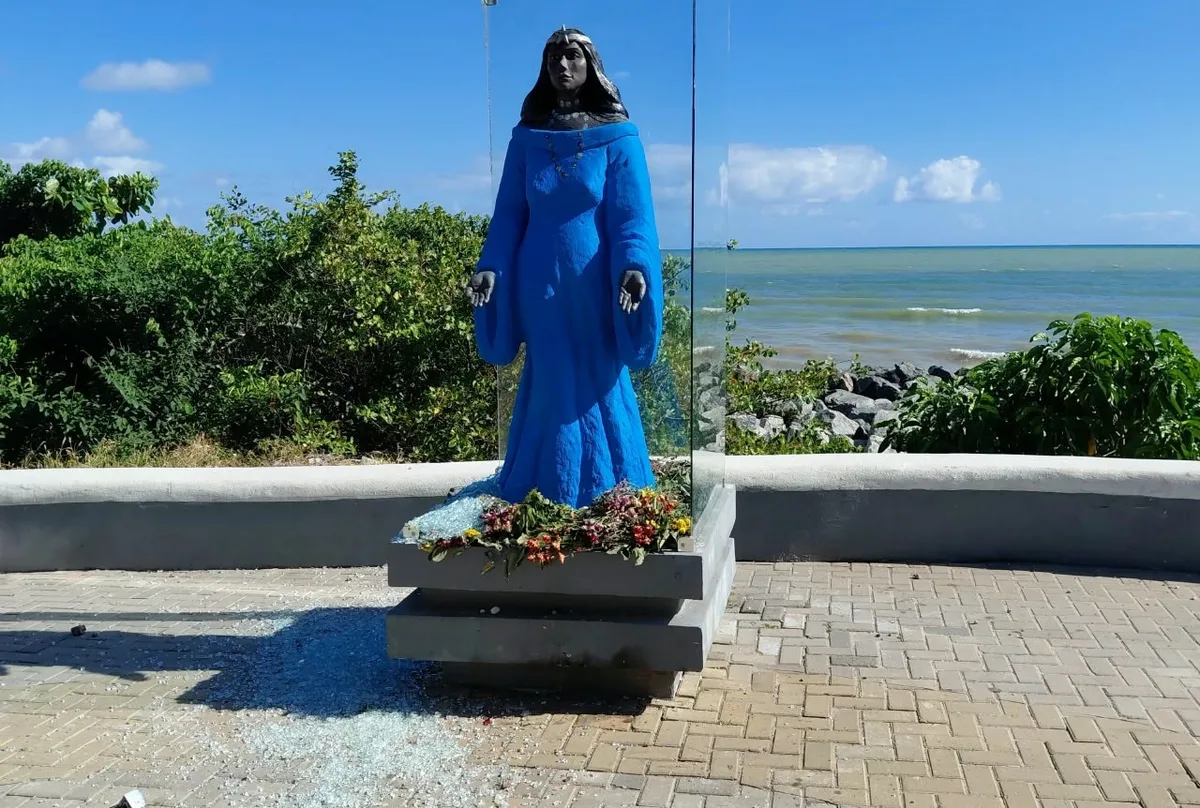 Estátua de Iemanjá é alvo de vandalismo pela segunda vez em menos de um mês, em João Pessoa