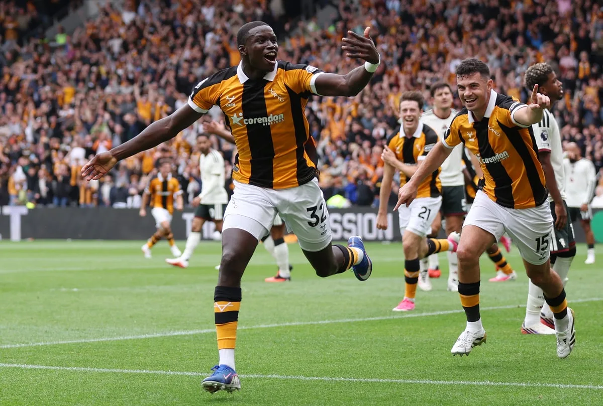Hull 2-0 Manchester United: Michael Carrick stunned as Tigers make statement Premier League return