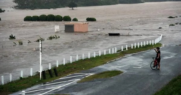 台風25号、記録的大雨の可能性 7年前関東を襲った2つの台風
