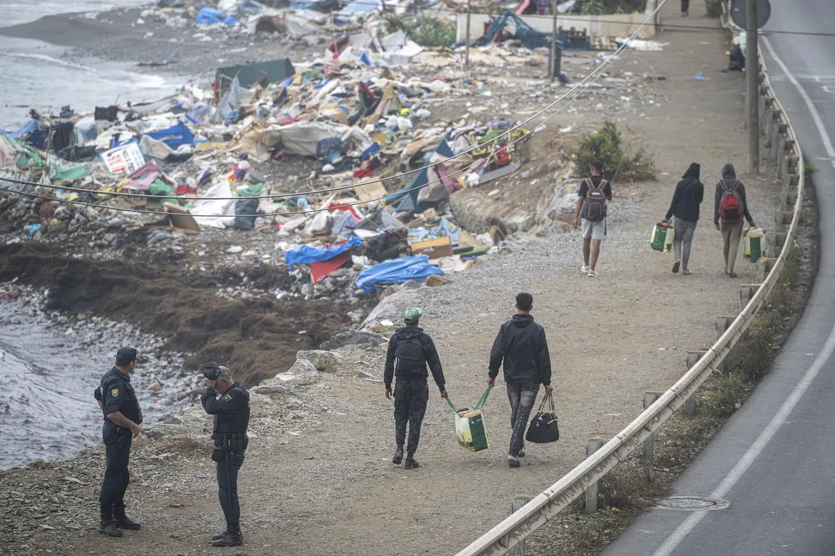 El delegado de Ceuta cifra en 500 los migrantes desalojados de zonas periféricas en un operativo con más de 350 agentes