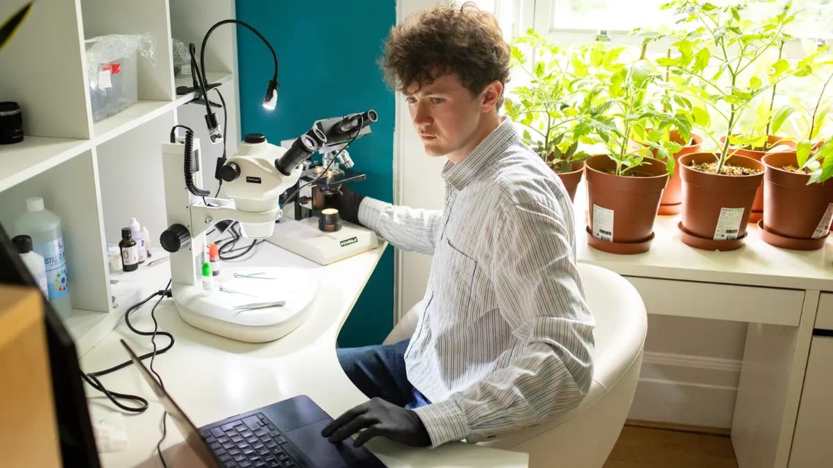 Meet Alfred: Trainee lawyer who fills his bedroom with dung to film fungi