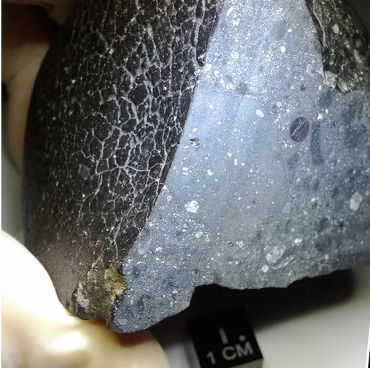 Hallan rastros de agua en meteorito procedente de Marte