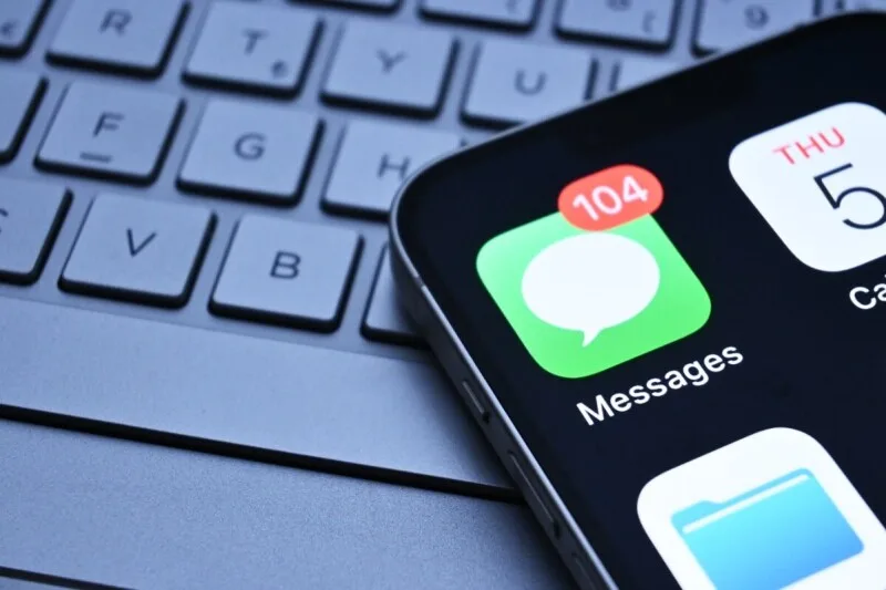 Apple plugs image-processing hole ripe for spyware abuse