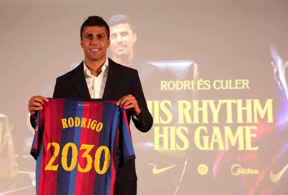 Rodri ends glittering Man City spell with move to Barça