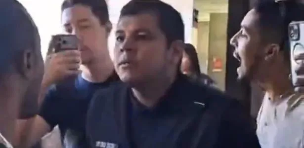Deputado do PL provoca tumulto na UFBA em busca de engajamento