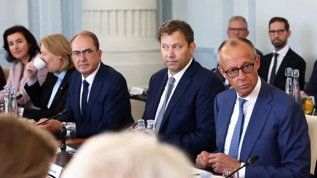 Koalitionsklausur: Jetzt live: Merz, Klingbeil und Dobrindt zum Ende der Kabinettsklausur