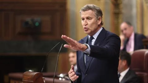 Feijóo pide la dimision de Sánchez por "cómplice" y le llama "Nerón con TickTock"