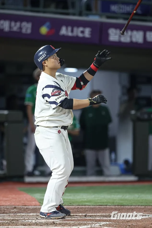 7회말 13점 빅이닝이라니? '0:8→15:10' 뒤집기 실화냐…'한동희 그랜드슬램, 손성빈 결승타+쐐기포' 잠못드는 부산의 여름밤 [SC포커스]