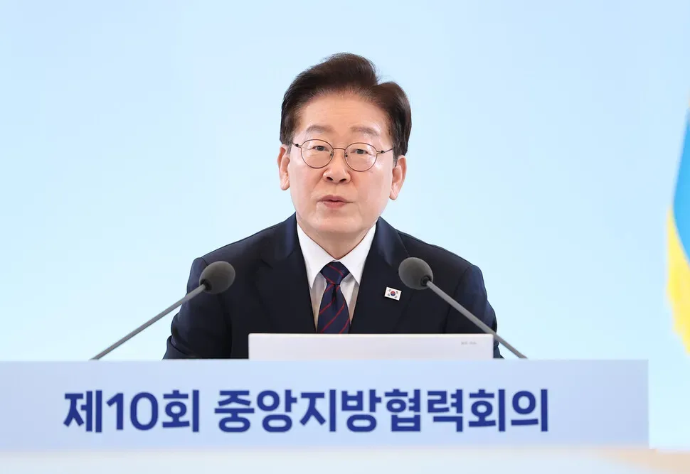 이 대통령 지지율 50%…국정운영 신뢰도는 48% 최저 [NBS]