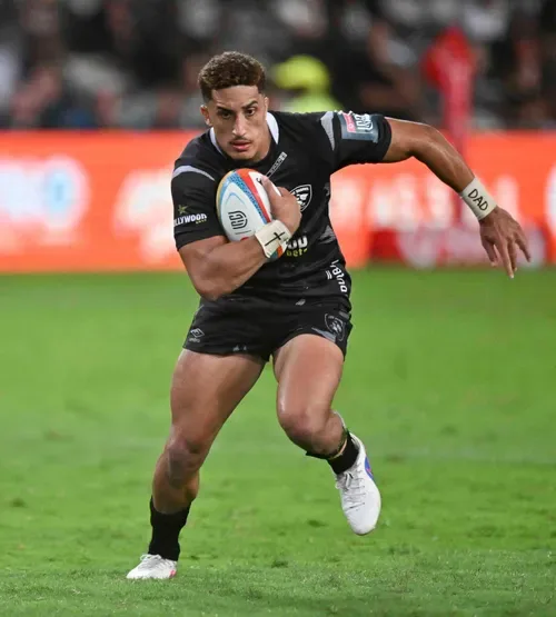 Jordan Hendrikse to head Sharks' challenge in Lyon, Williams back from injury