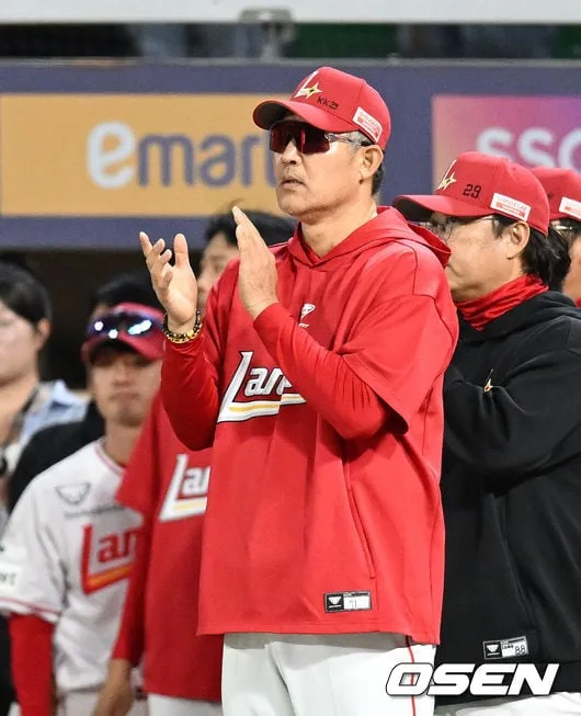‘이미 탈락인데, 왜 눈치 봐야하나’ 하필 3위 경쟁 KIA 만난다...이숭용 감독 솔직 발언 “다른 선수 써보고 싶은데…”