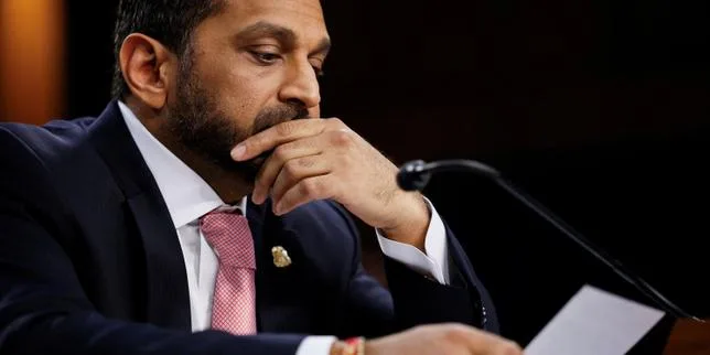 Aux Etats-Unis, neuf agents du FBI limogés par le directeur Kash Patel portent plainte