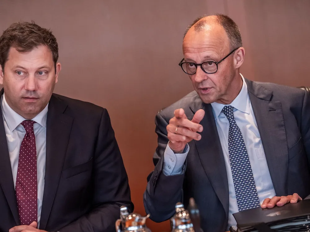 Bundesregierung: Koalition steht vor stürmischem Herbst
