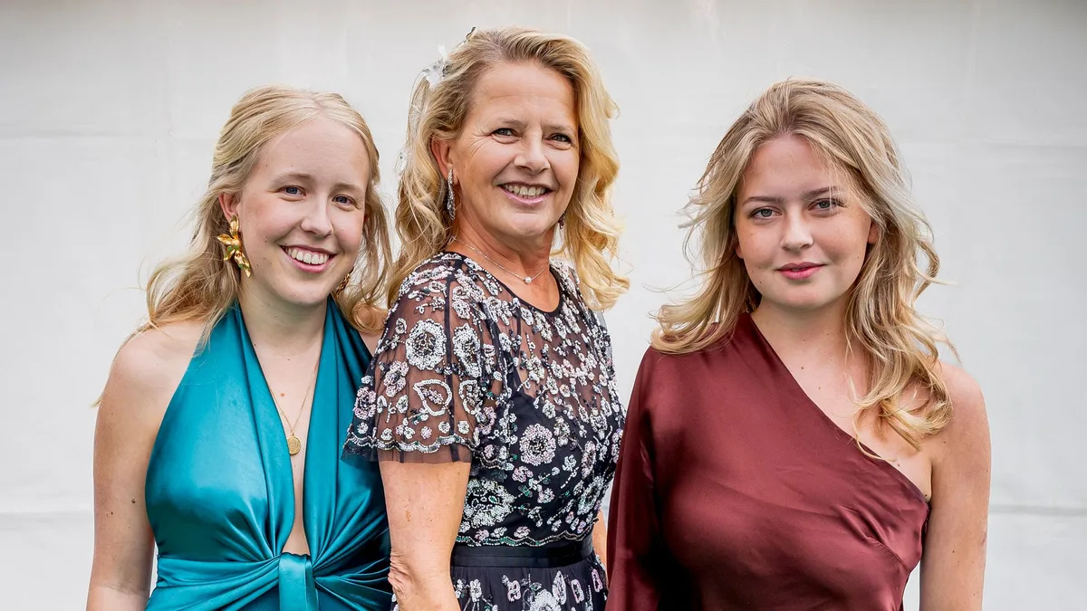 Mabel de Holanda reaparece con sus hijas y surge la gran pregunta: ¿quiénes son las discretas herederas de su enorme fortuna?