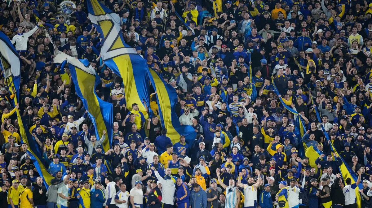 Paraguay deportó a diez hinchas de Boca que fueron a ver el partido contra Recoleta por la Copa Sudamericana: el motivo