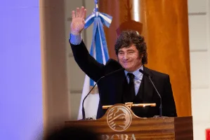 Argentina evita crise diplomática com Chile após polêmica sobre Estreito de Magalhães