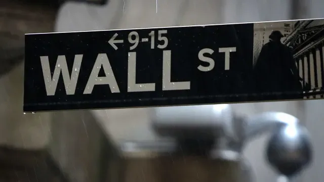 Wall Street fecha em baixa desiludida com resultados dos grandes bancos
