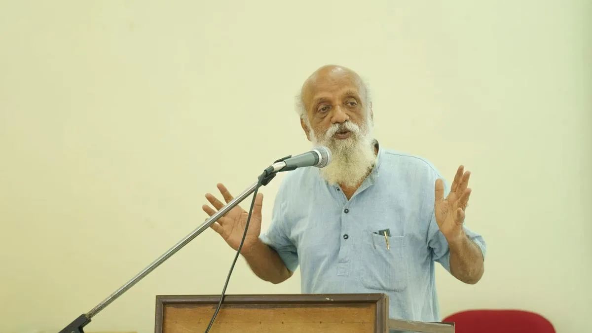 ‘If we don’t defeat Savarkar’s ideology, we will suffer like Germans’