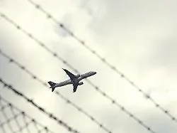 Einrichtungen in Drittländern?: EU-Staaten verhandeln mit Ruanda über Abschiebezentren