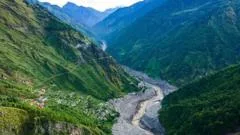India and China aren't friends - but Nepal wants to unite them against climate threats