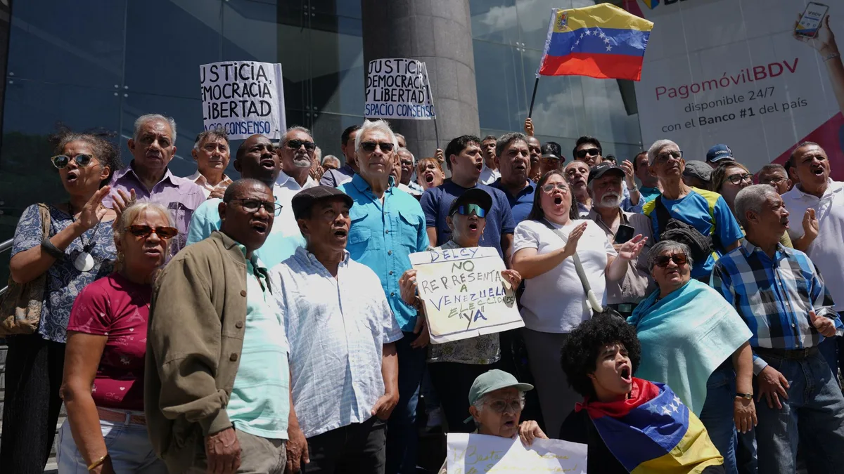 VIDEO | FOTOS | Venezolanos protestan en Nueva York durante visita de Delcy Rodríguez a la ONU #22Sep