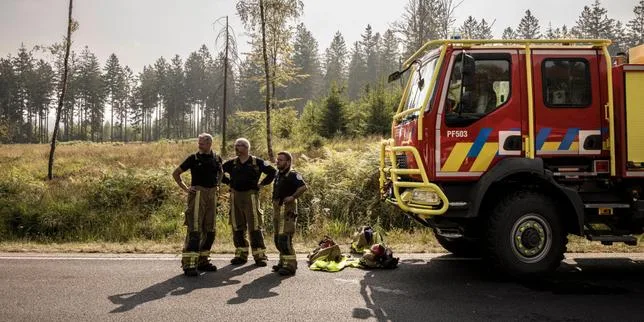 EN DIRECT, incendies et canicule : le feu qui ravage l’est de la Belqique provoque un pic de pollution de l’air en Moselle ; dans les Landes, le feu est « stable » et a parcouru 1700 hectares