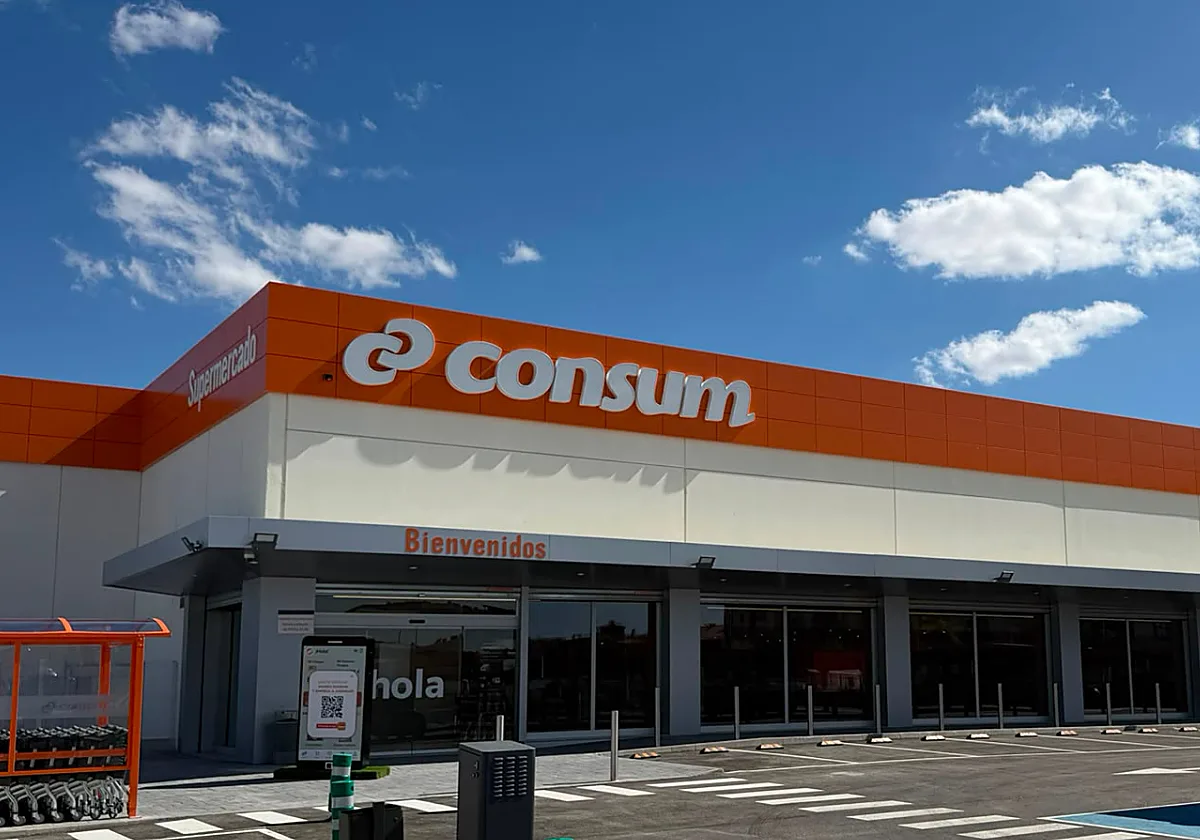 Consum estrena nuevo supermercado en una capital de provincia inédita: 1.350 metros cuadrados y 99 plazas de coches