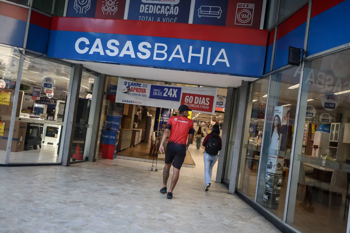 Casas Bahia fecha acordo com sindicatos e vai pagar R$ 7.500 para trabalhadores demitidos