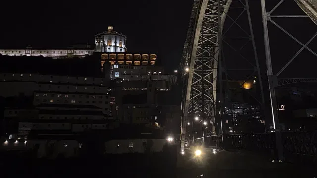 Facas e garrafas: Seguranças alertam para violência na noite do Porto