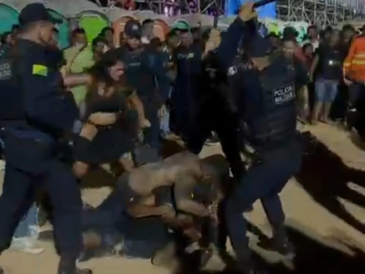 Homens são agredidos por PMs em feira no interior do Acre; VÍDEO mostra momento