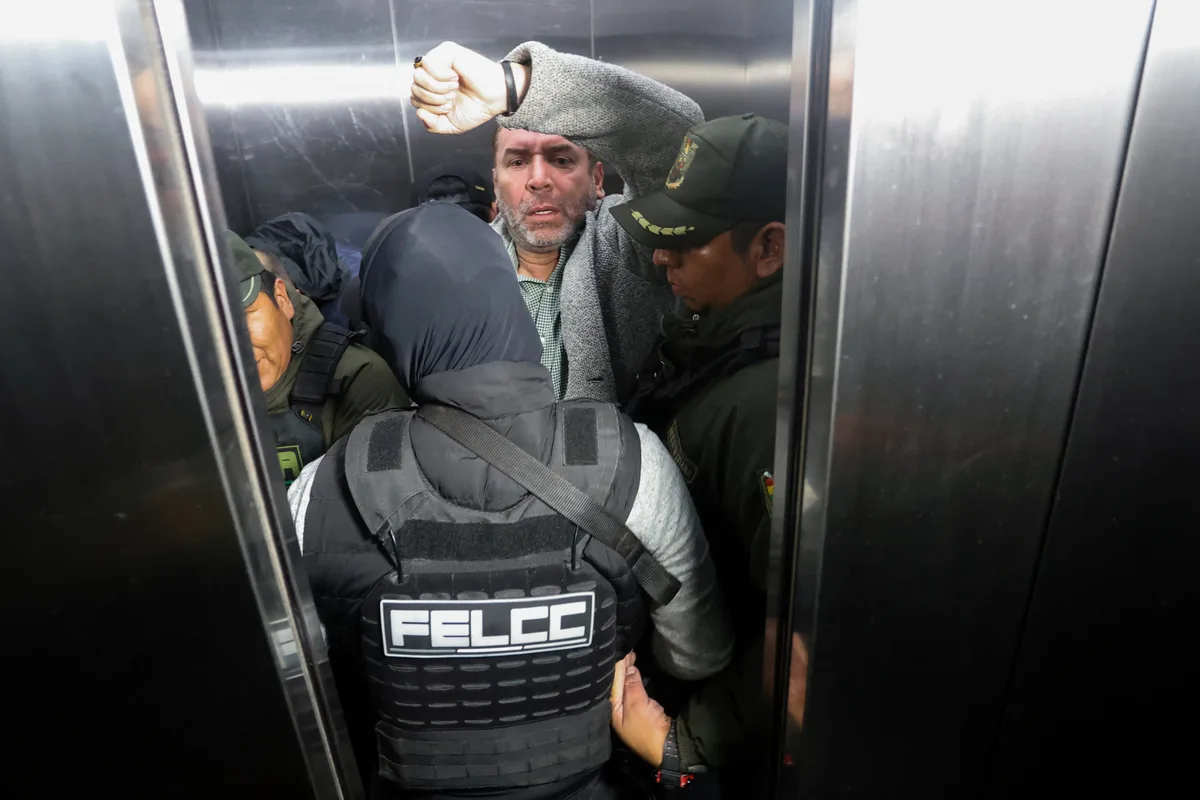 Incomodidad en el Gobierno por el caso de Fernando Cerimedo y contradicciones en el discurso oficial