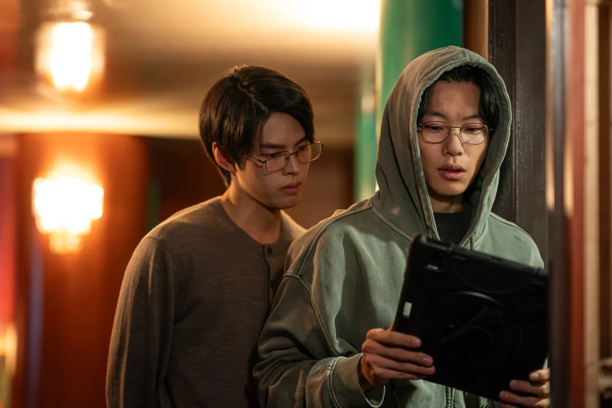 류준열·설경구 ‘들쥐’, 공개 3일 만에 넷플릭스 비영어 쇼 5위