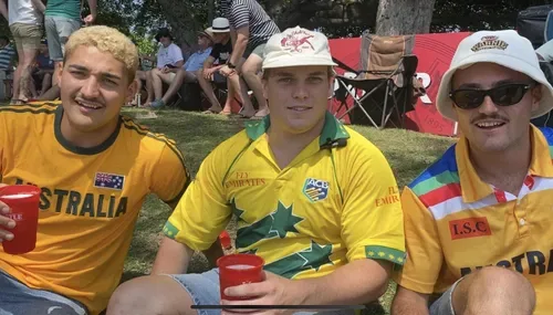 WATCH: Beers in the morning ? Aussie fans paint Durban yellow while Proteas take charge