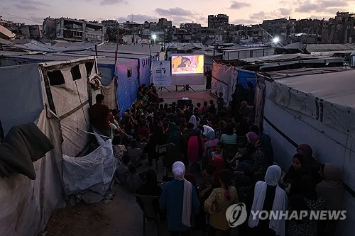 "트럼프 주도 평화위, 가자에 6개월간 3.4조원 복구계획 마련"