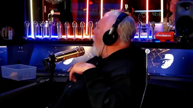 Kyle Sandilands loses it at staff during live broadcast