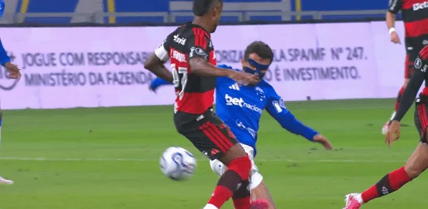 Flamengo: Bruno Henrique ainda sente dores após entrada de Matheus Henrique
