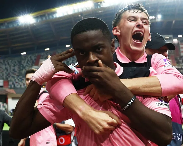 Lyon v Crystal Palace, Torreense v Sunderland, and more: Europa League – live