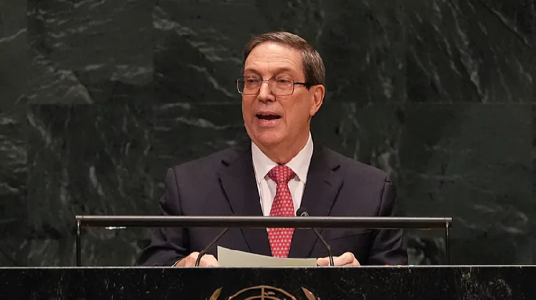 Cuban FM says US has no authority to decide who can trade with Cuba
