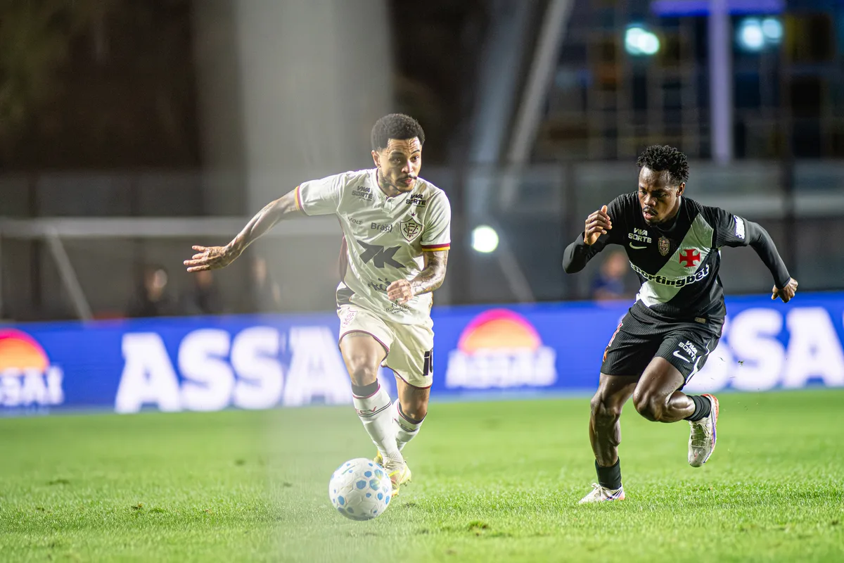 Matheuzinho provoca torcida do Vasco: “No Barradão vocês estão f”*