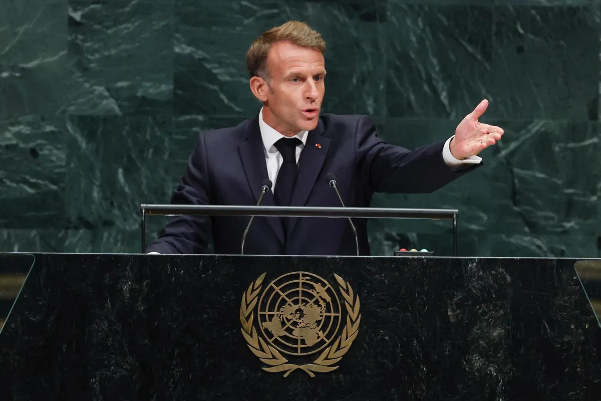 Macron se trompe sur le Hamas, pas sur la colonisation israélienne en Cisjordanie