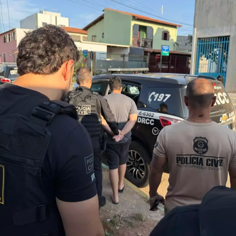 Análise de celulares levou polícia a 6 adolescentes de grupos extremistas